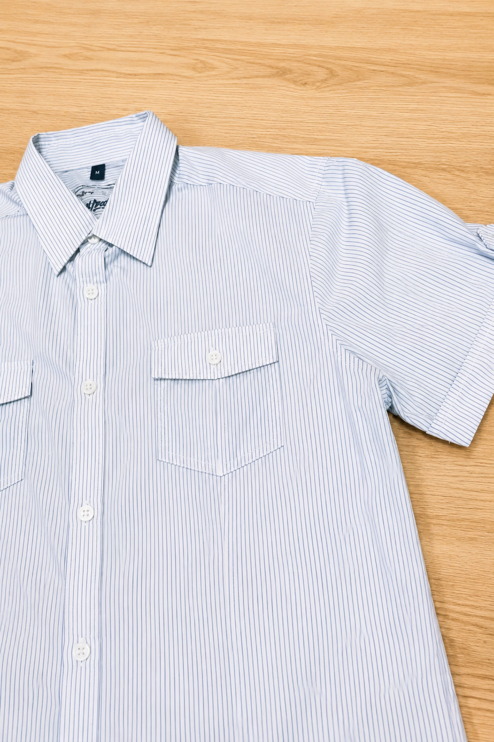 Short-sleeved striped Clockhouse shirt – Size M – photo 3